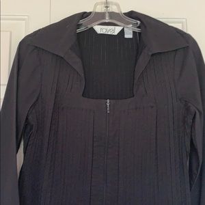 “Ravel” zip up shirt/blouse w/square neckline